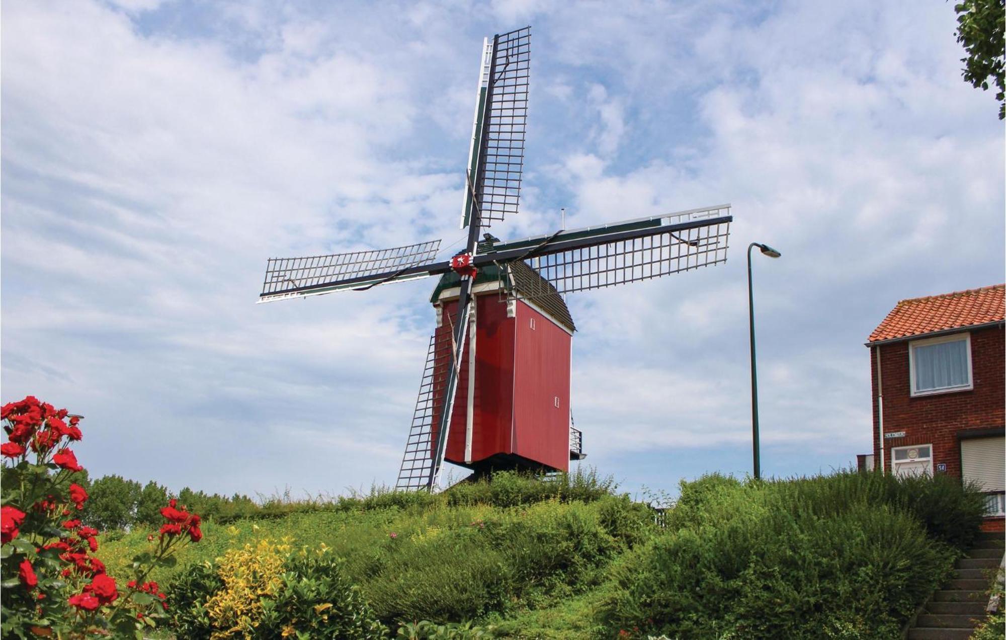 Beautiful Home In Sint-Annaland With Wifi ภายนอก รูปภาพ